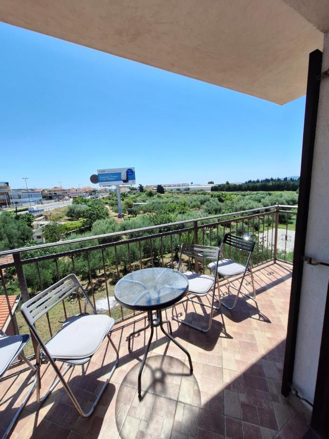 Ferienwohnung Mara Zadar Exterior foto